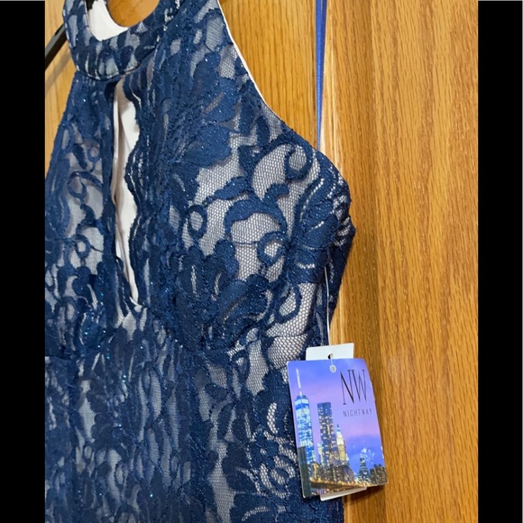 Women’s Formal Dress Size 14 NIGHTWAY Navy Sleeveless Halter Full-Length Gown - Picture 7 of 9